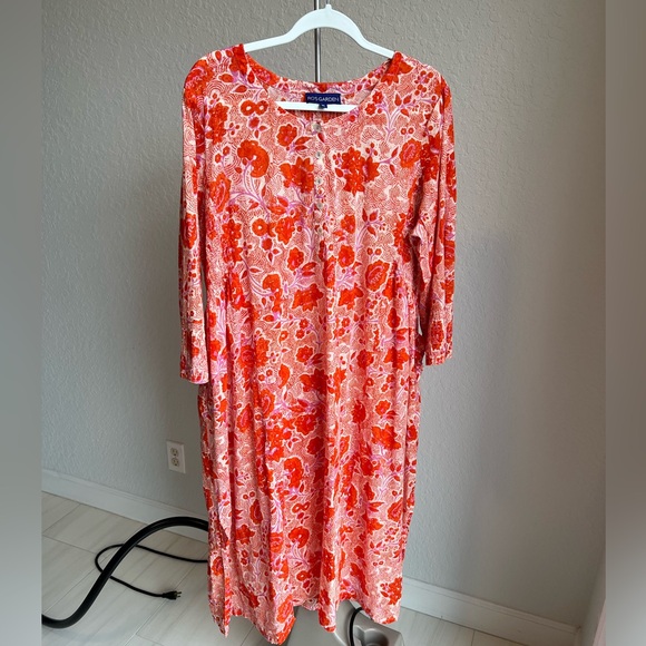 Ari’s Garden Women's Juana Kurta - Picture 1 of 15